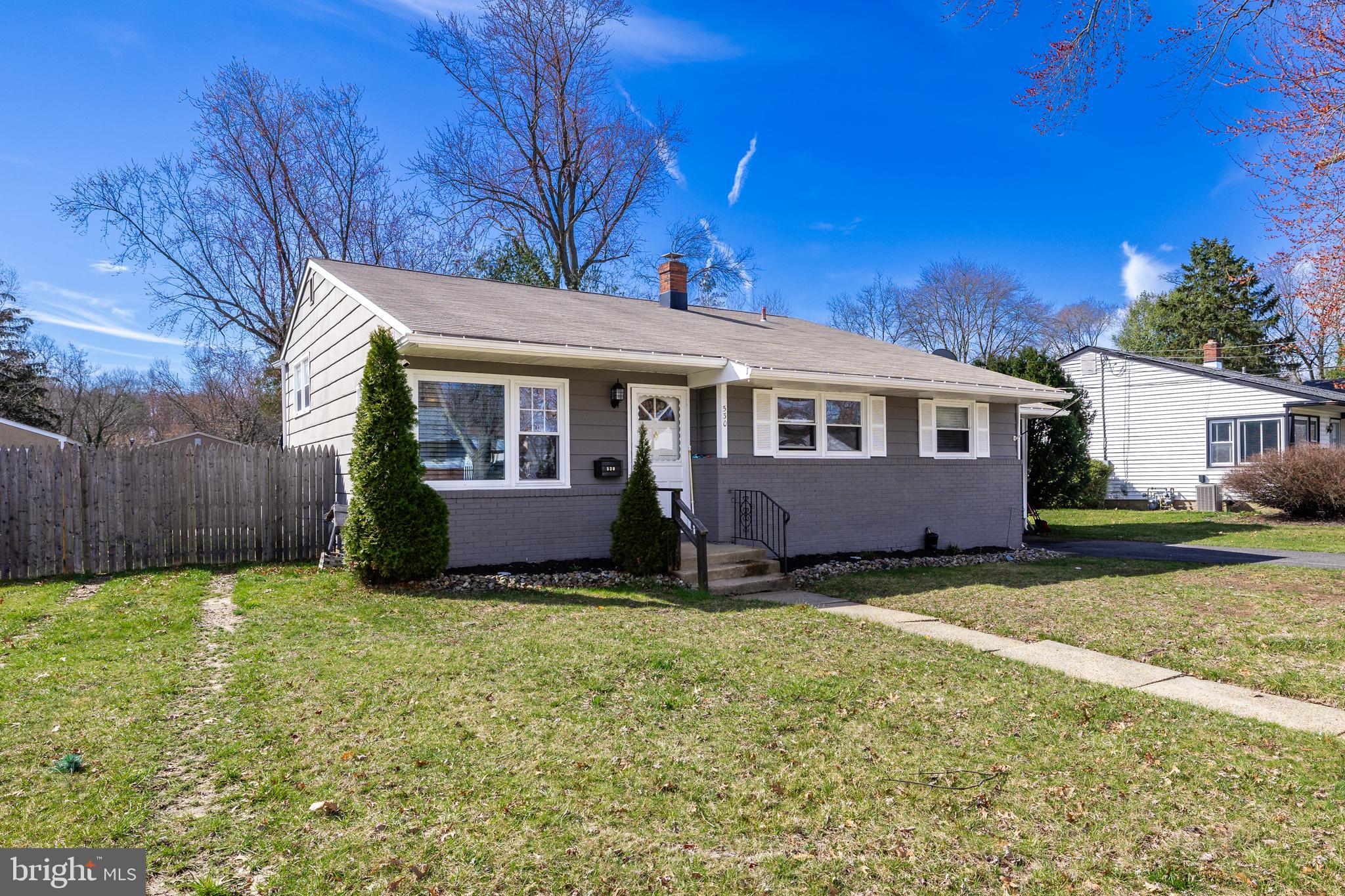 530 Beverly Drive Magnolia, NJ 08049 - Photo 2 of 29