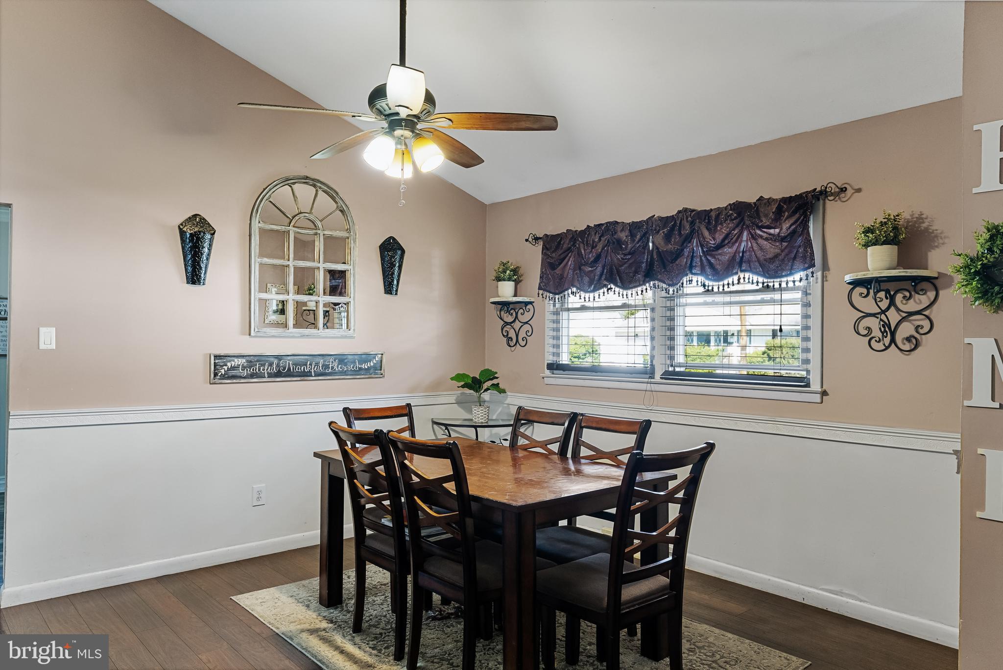 530 Beverly Drive Magnolia, NJ 08049 - Photo 10 of 29