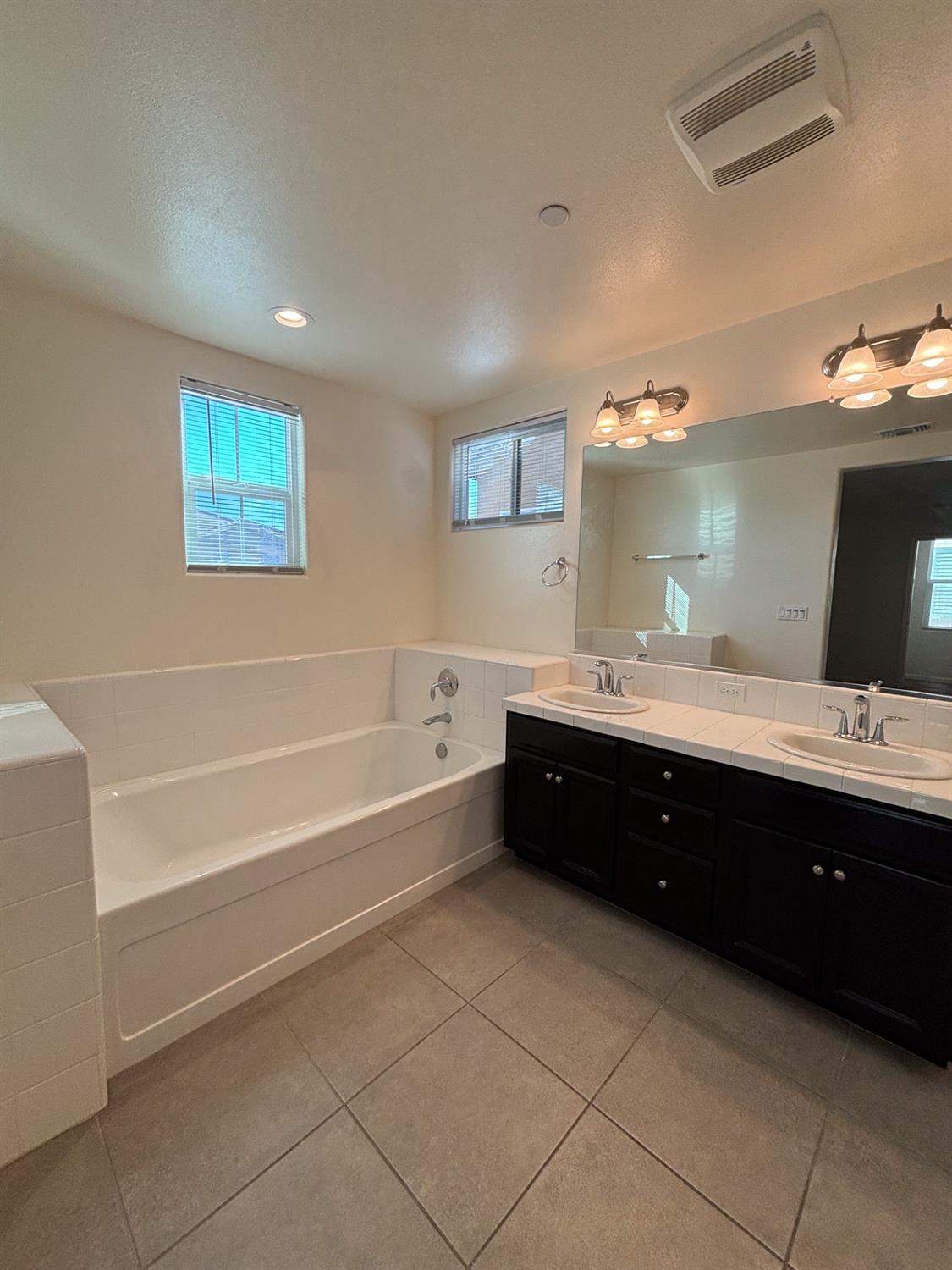 827 Fir Street Madera, CA 93636 - Photo 43 of 63