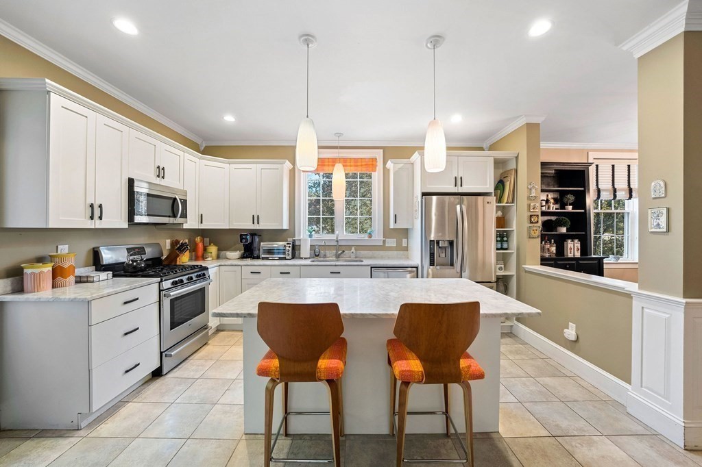 34 Bellevue Road Arlington, MA 02476 - Photo 11 of 39 Gallery Image 11