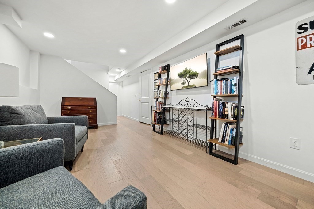 34 Bellevue Road Arlington, MA 02476 - Photo 33 of 39 Gallery Image 33
