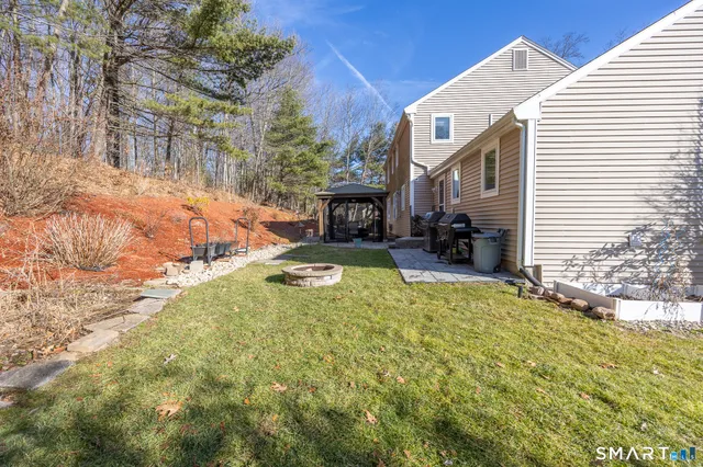 $675,000 | 32 Canterbury Lane, Farmington, CT 06085