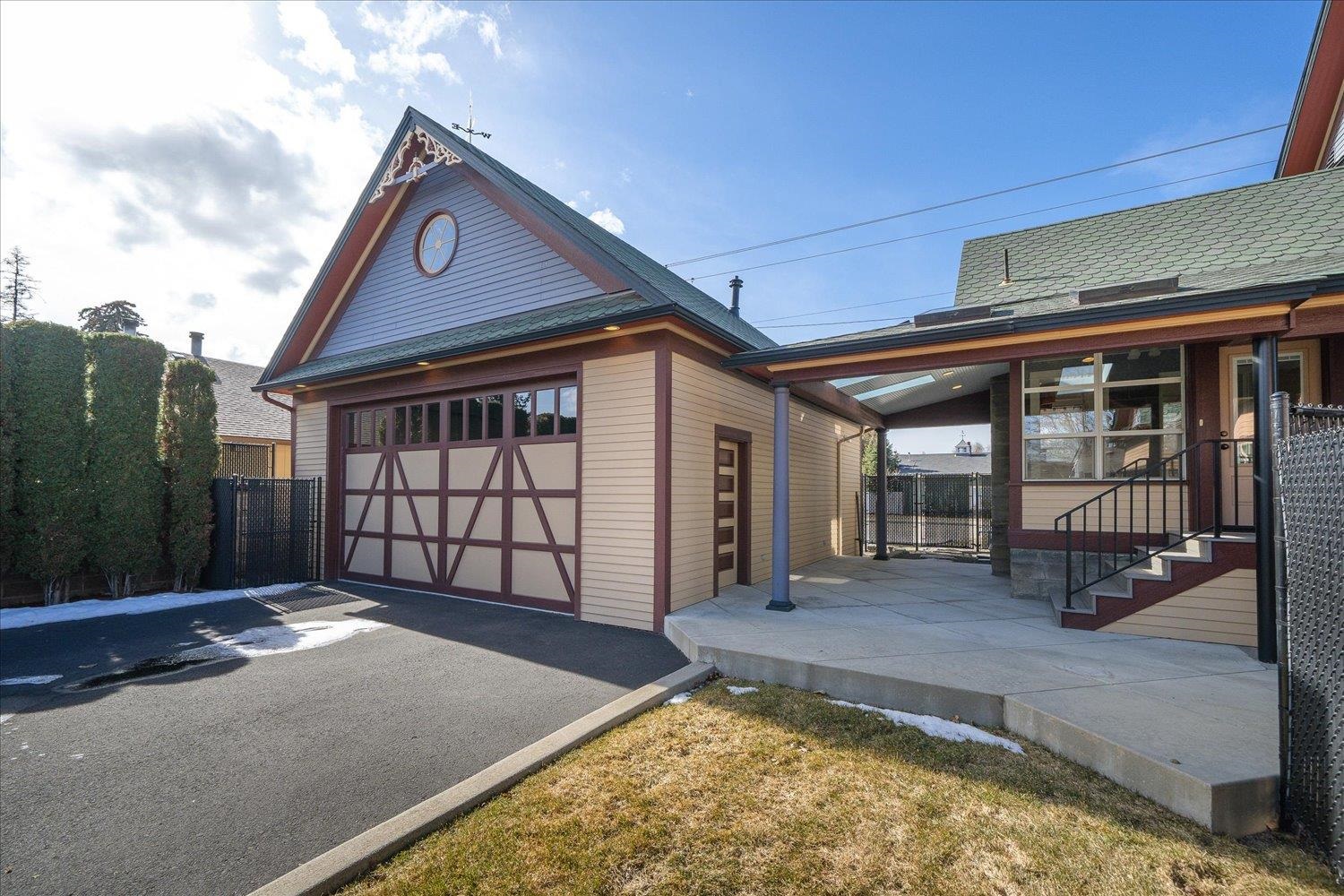 322 North University Road Spokane Valley, WA 99206 - Photo 40 of 44