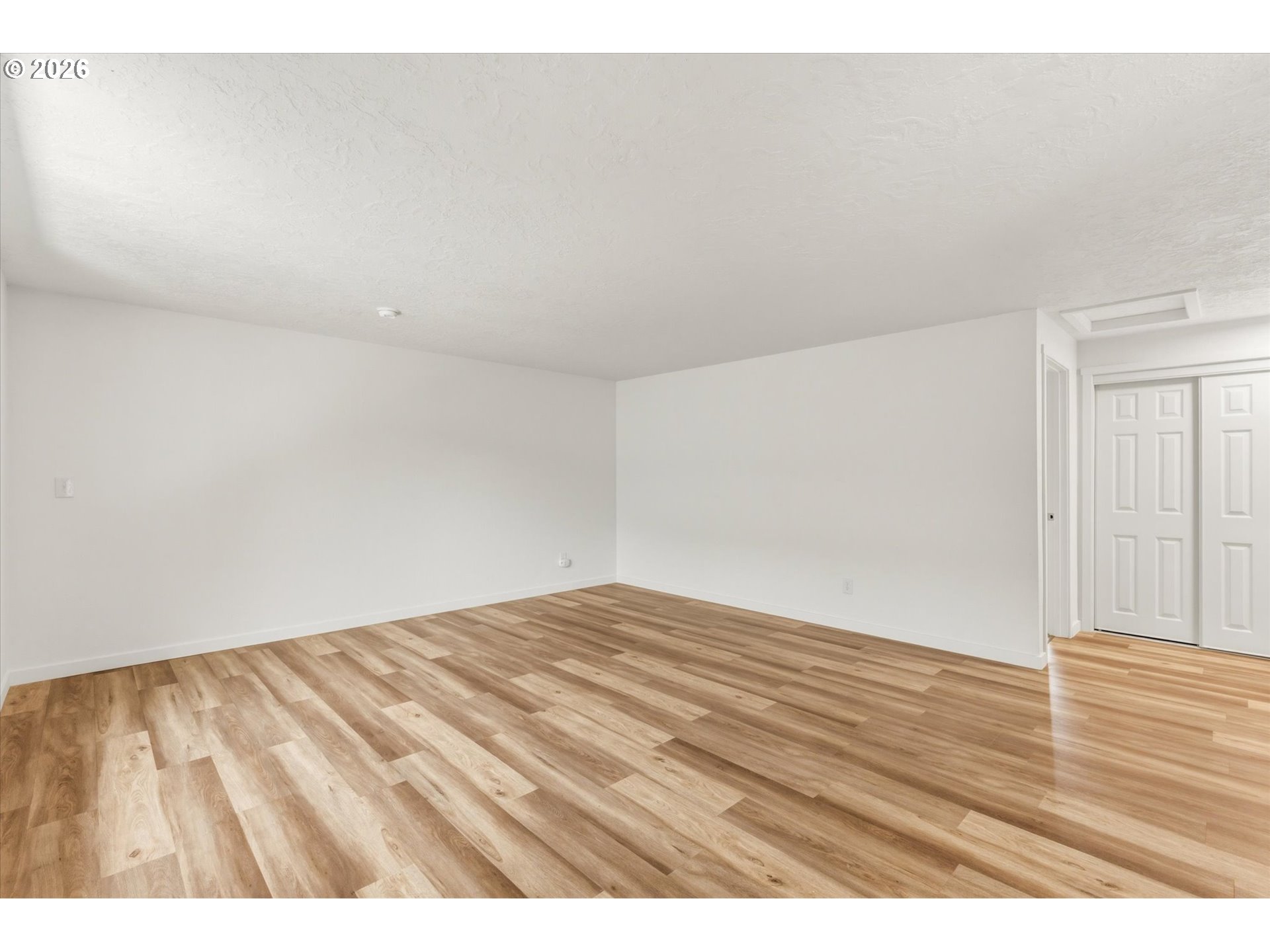 360 24th Avenue Longview, WA 98632 - Photo 18 of 36 Living Room
