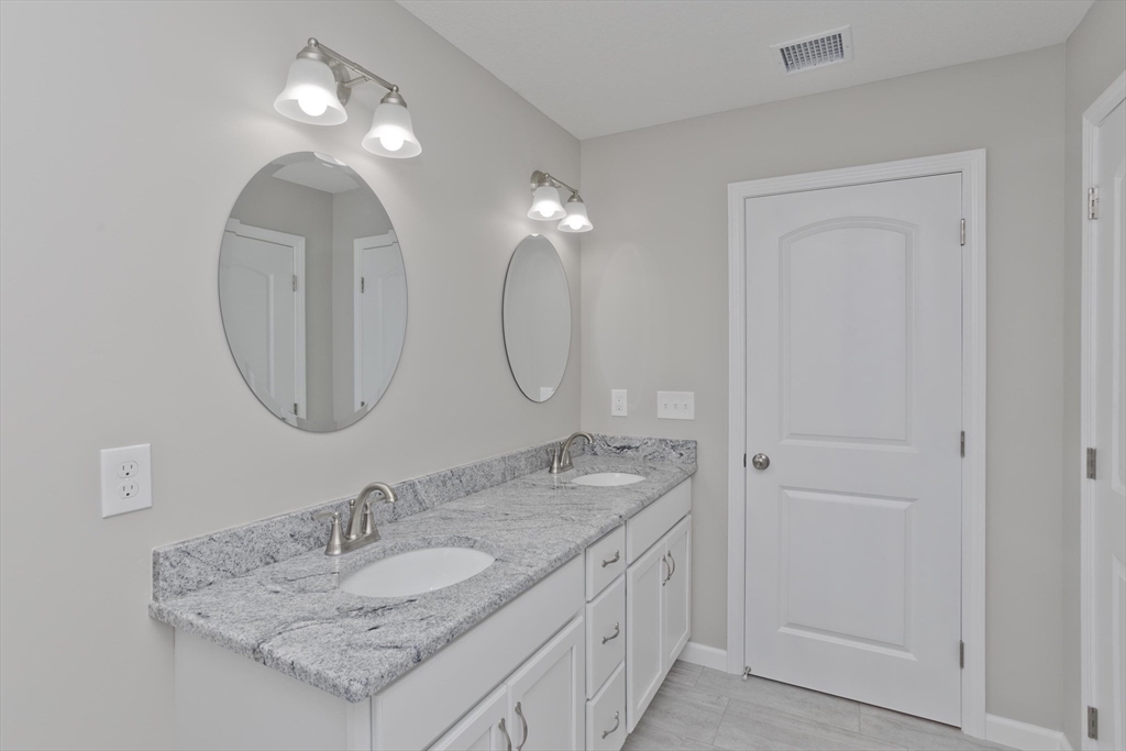 29 Senator Street Springfield, MA 01129 - Photo 9 of 23 Gallery Image 9