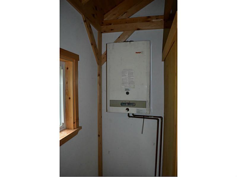 10 Long Ridge Road Burlington, ME 04417 - Photo 16 of 20 Bathroom.