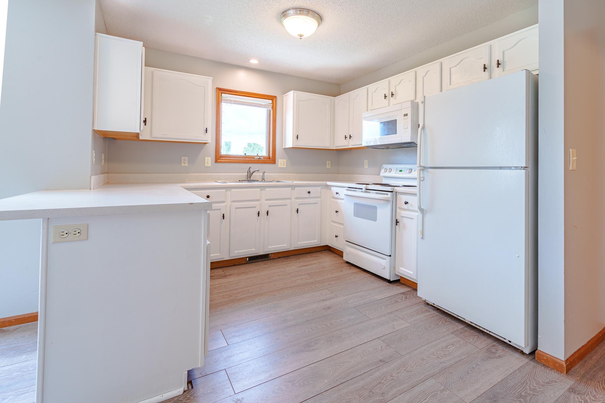 327 Rampart Drive Fort Wayne, IN 46845 - Photo 11 of 31 Gallery Image 11