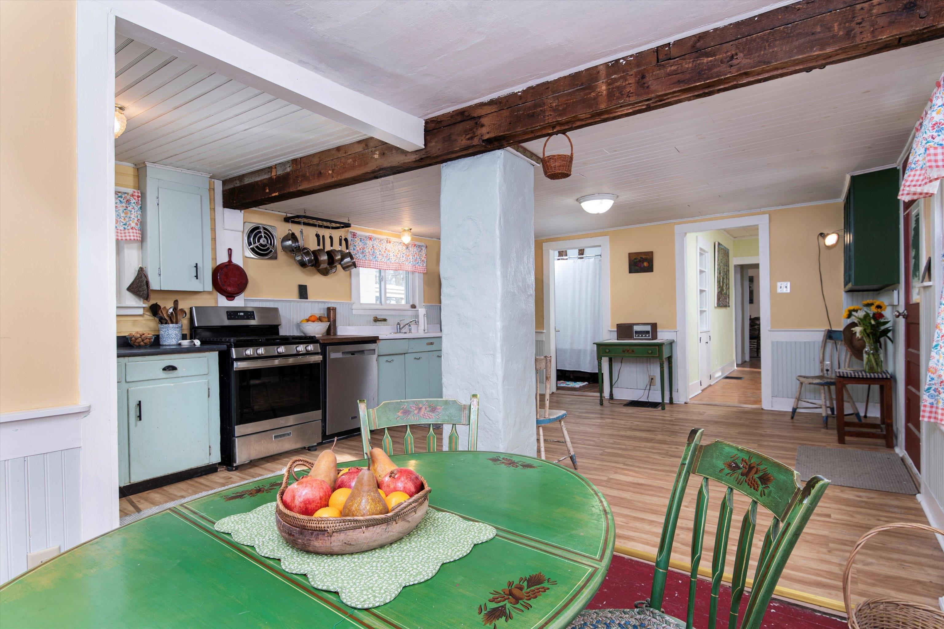 46 Green Street Rockingham, VT 05101 - Photo 13 of 39