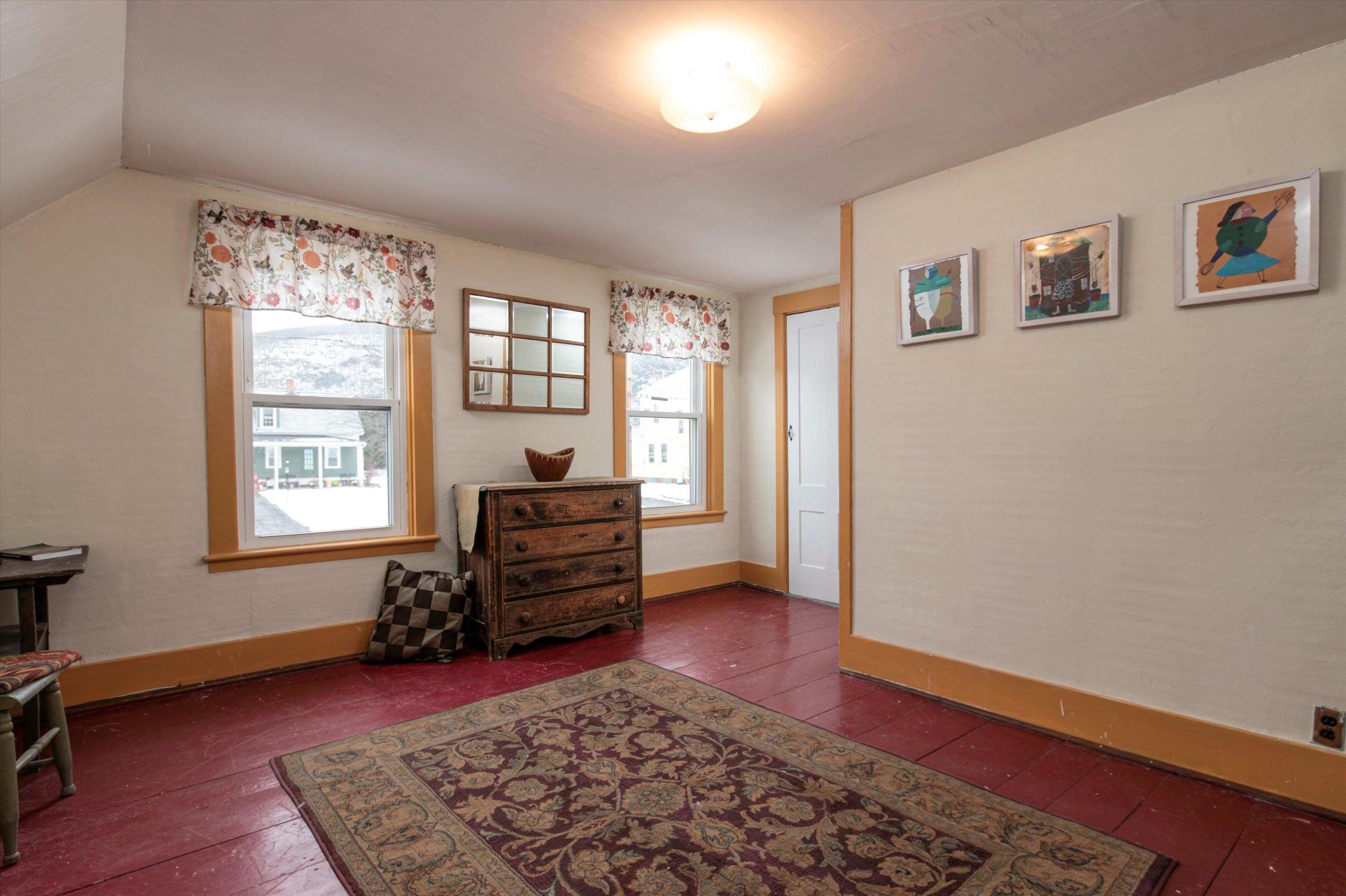 46 Green Street Rockingham, VT 05101 - Photo 24 of 39