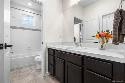 $1,075,000 | 6104 East 141st Avenue, Thornton, CO 80602
