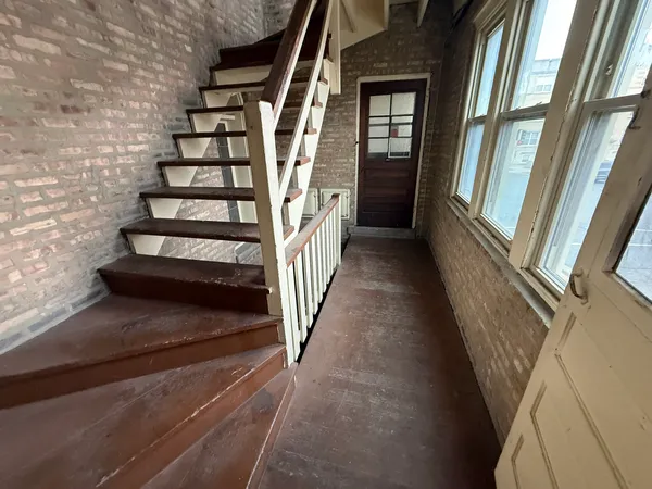 $1,550 | 3150 South Harlem Avenue, Unit 1H, Riverside, IL 60546