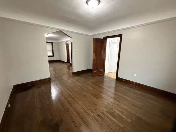 $1,550 | 3150 South Harlem Avenue, Unit 1H, Riverside, IL 60546