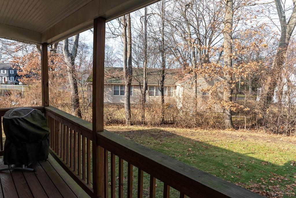 30 Ferncroft Road Shrewsbury, MA 01545 - Photo 9 of 29 Gallery Image 9