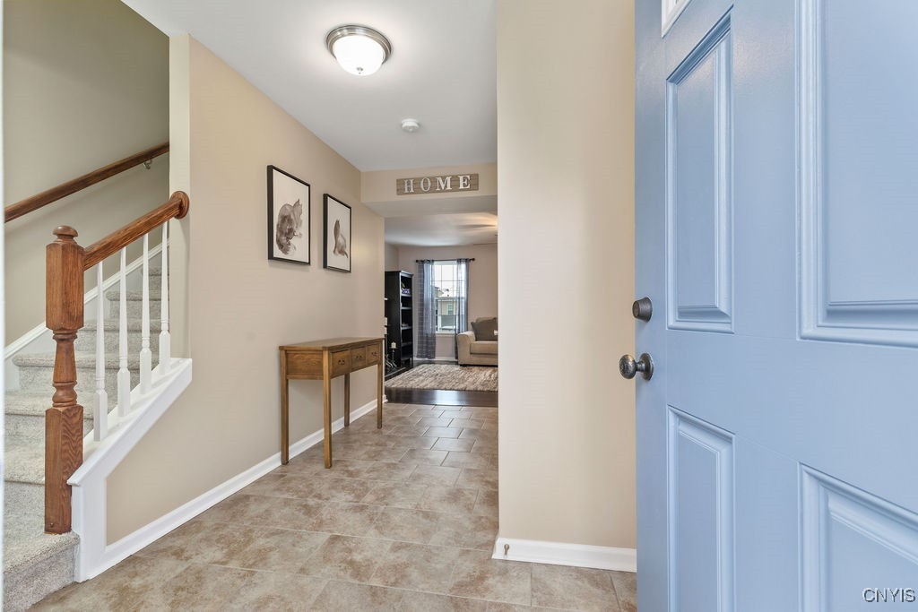 117 Rising Crest Circle Manlius, NY 13116 - Photo 2 of 45