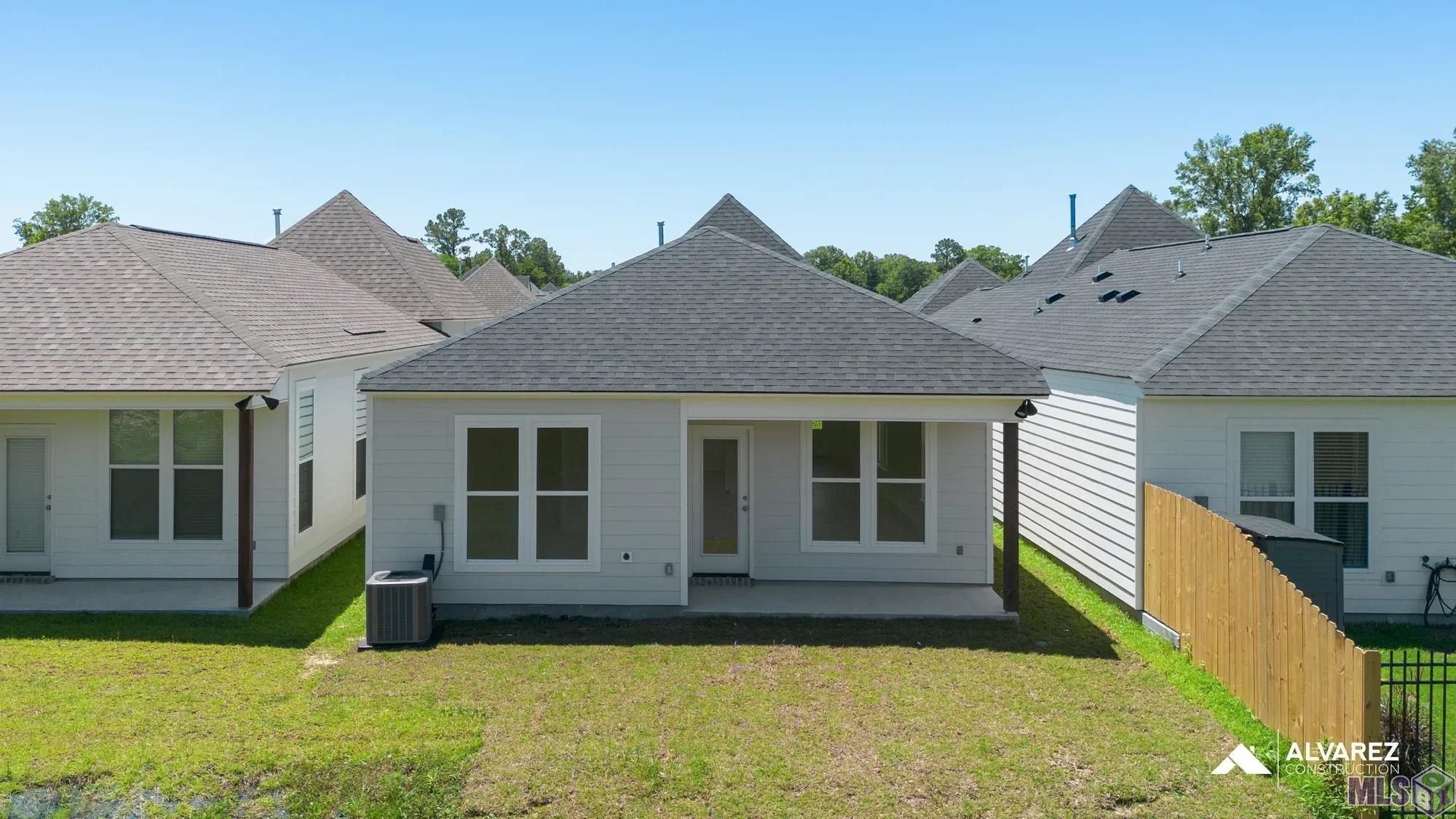 15525 Worthy Way Baton Rouge, LA 70816 - Photo 17 of 18