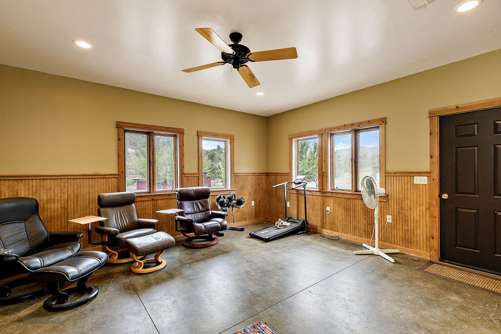 2245 Colestin Road Ashland, OR 97520 - Photo 30 of 69 30