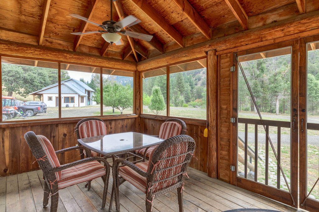 2245 Colestin Road Ashland, OR 97520 - Photo 34 of 69 34