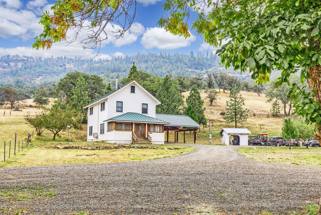 2245 Colestin Road Ashland, OR 97520 - Photo 40 of 69 ApexCR(3)