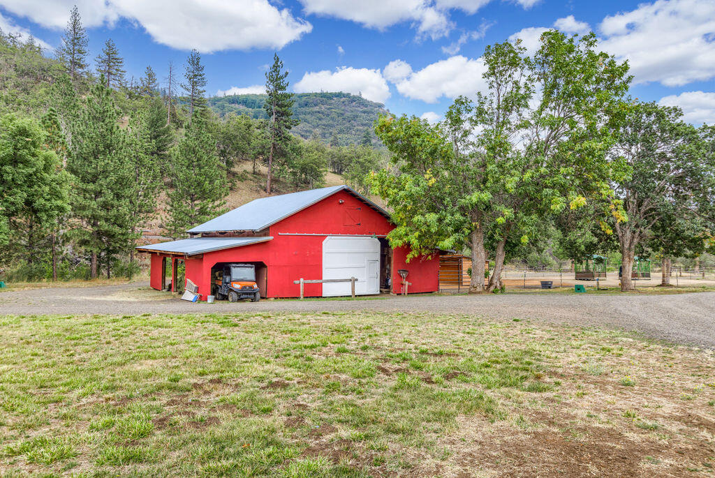 2245 Colestin Road Ashland, OR 97520 - Photo 63 of 69 colstin 2
