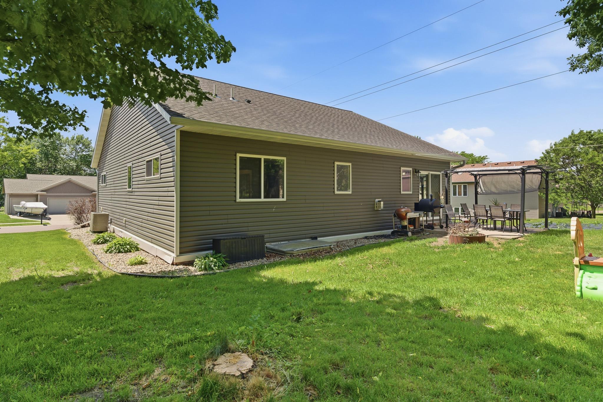 300 Tanager Road Mankato, MN 56001 - Photo 5 of 43