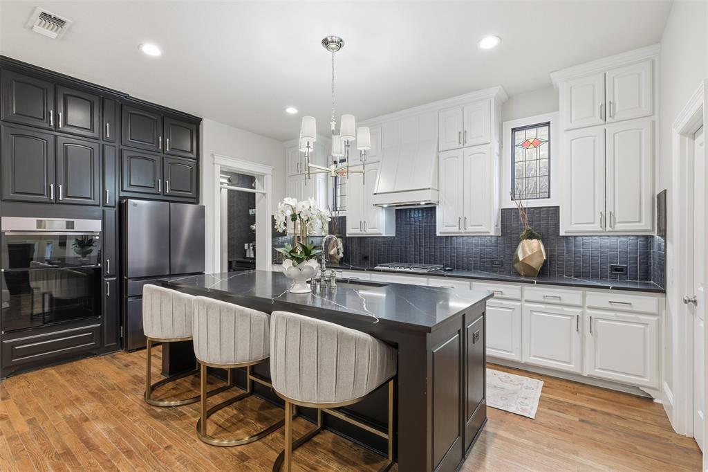 2316 Grassmere Lane McKinney, TX 75071 - Photo 9 of 36