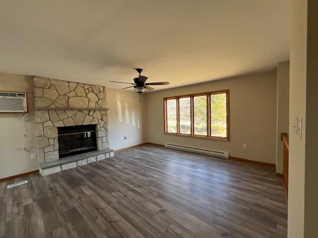 421 Glen Ridge Road Tobyhanna, PA 18466 - Photo 6 of 20 living room