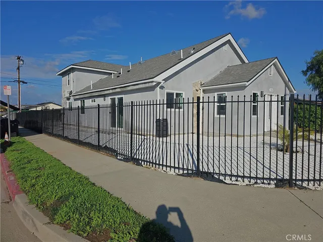 $1,059,000 | 403 East 131st Street, Los Angeles, CA 90061