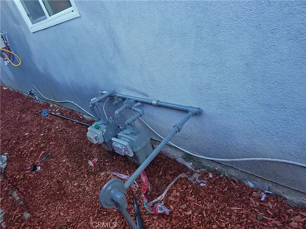 $1,025,000 | 403 East 131st Street, Los Angeles, CA 90061