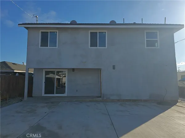 $1,025,000 | 403 East 131st Street, Los Angeles, CA 90061