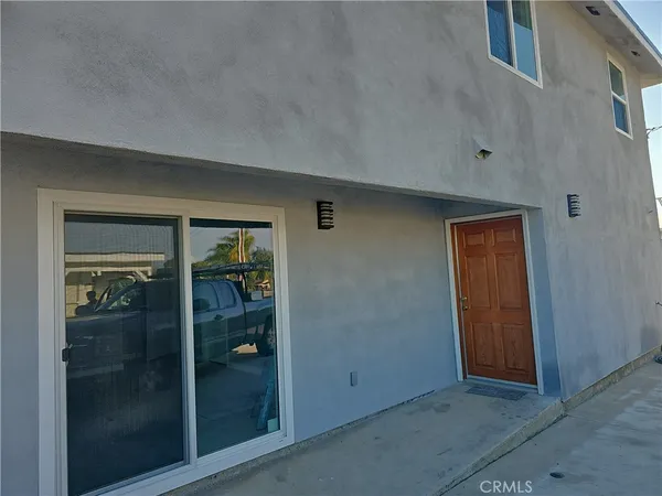 $1,025,000 | 403 East 131st Street, Los Angeles, CA 90061