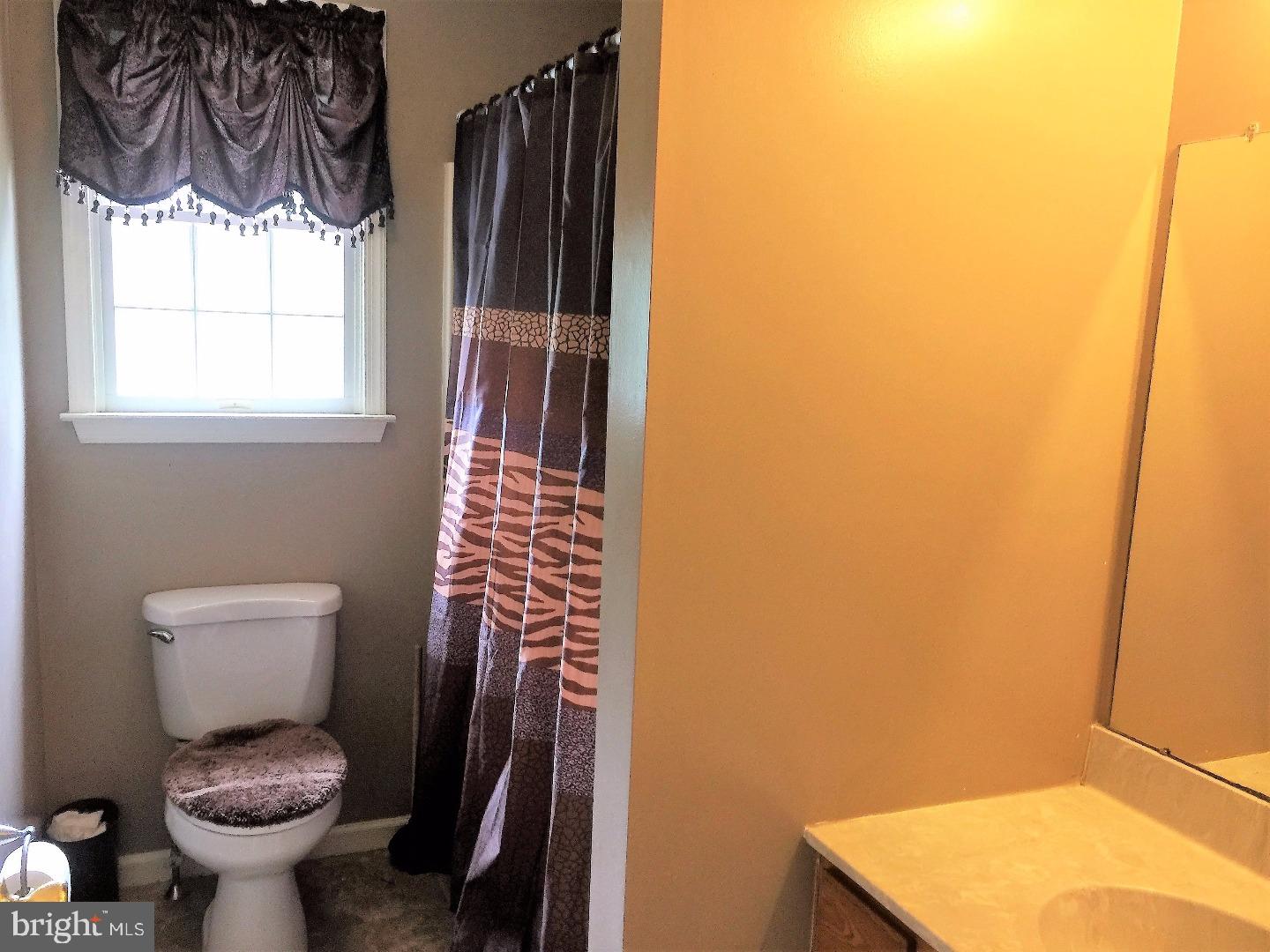 2502 Brooke Road Pennsburg, PA 18073 - Photo 15 of 25 Gallery Image 15