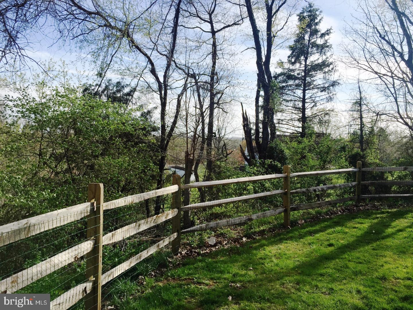 2502 Brooke Road Pennsburg, PA 18073 - Photo 23 of 25 Gallery Image 23