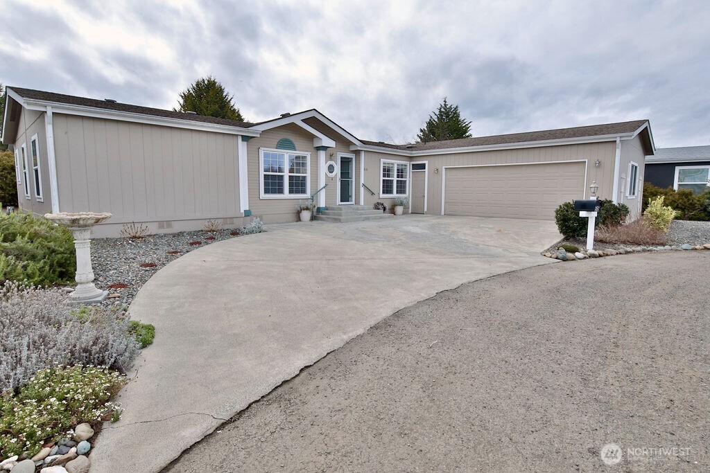 616 North 7th Avenue Sequim, WA 98382 - Photo 1 of 21