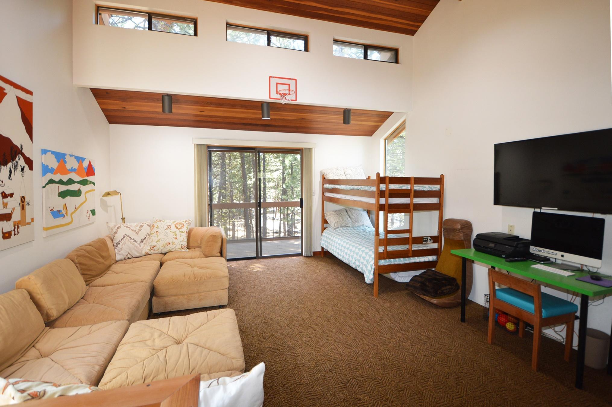 70555 Jacobs Ladder, Unit GM218 Black Butte Ranch, OR 97759 - Photo 37 of 46 34