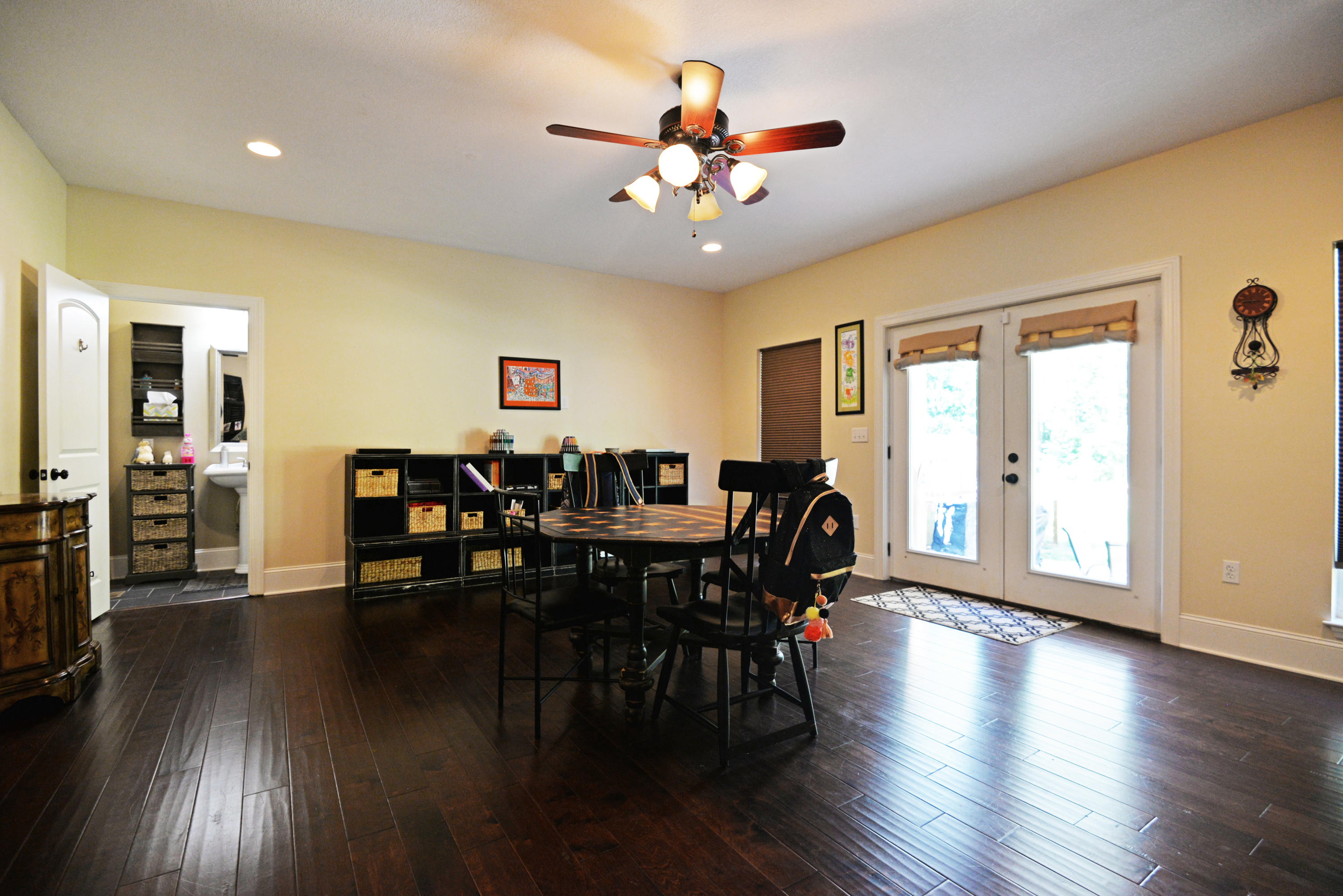 2 New Home Road Trenton, GA 30752 - Photo 18 of 56 Family room view 1