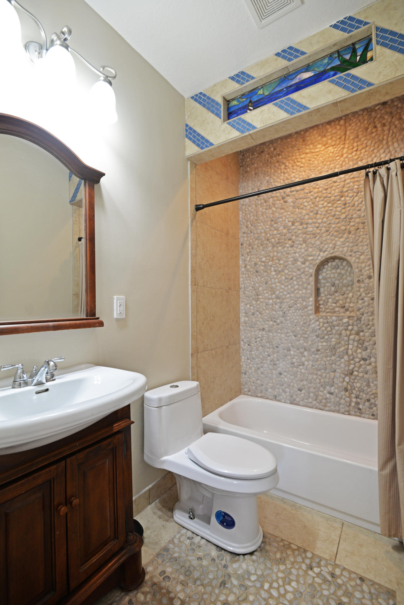 2 New Home Road Trenton, GA 30752 - Photo 28 of 56 Bed #2 private bath