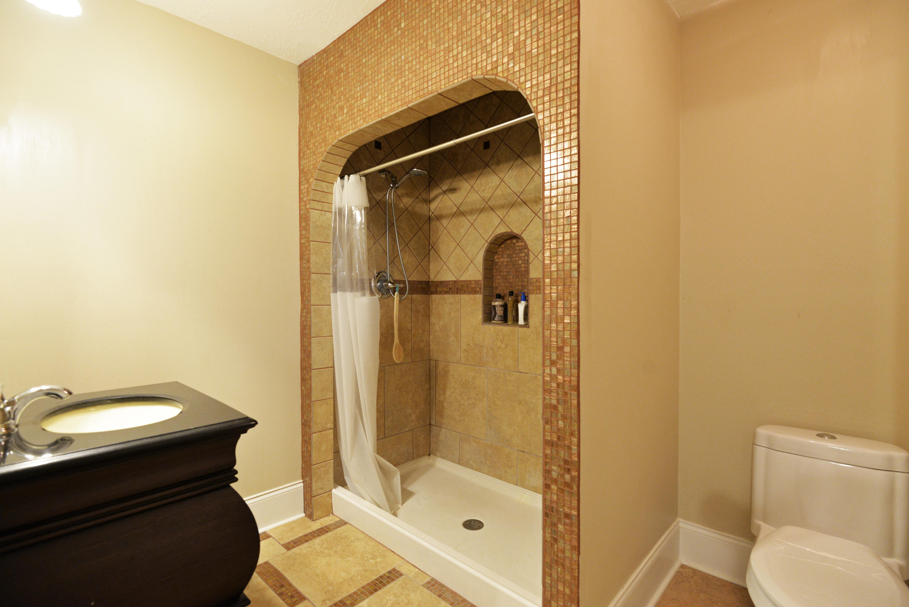 2 New Home Road Trenton, GA 30752 - Photo 46 of 56 Bed #5 private bath
