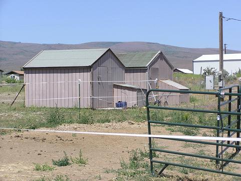 1220 Slavin Road Yakima, WA 98903 - Photo 8 of 9 a view of backyard of house