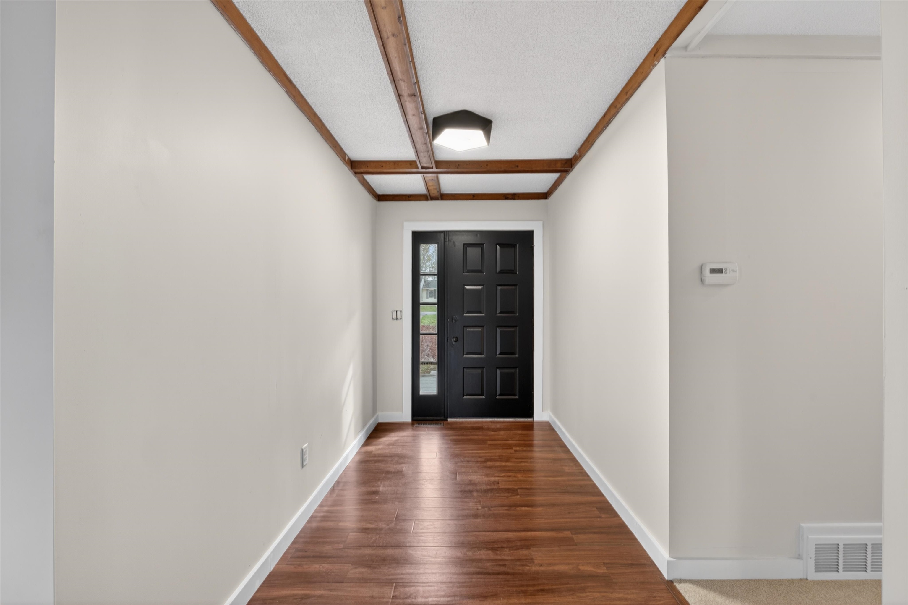 1727 Linksview Way Gladwin, MI 48624 - Photo 4 of 51