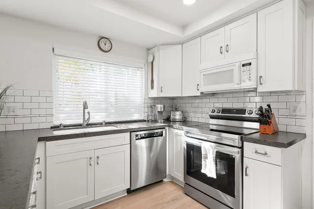 $7,000 | 7912 El Astillero Place, Carlsbad, CA 92009