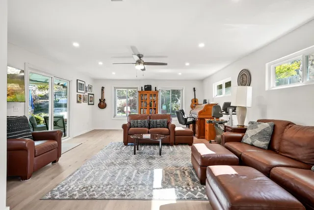 $7,000 | 7912 El Astillero Place, Carlsbad, CA 92009