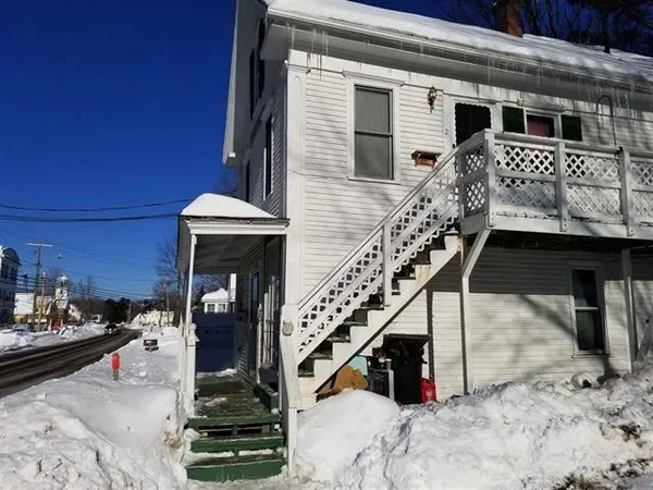 $1,200 | 1322 New Hampshire Rte 175, Unit LOWR, Campton, NH 03223