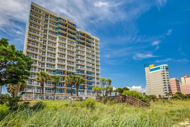 $213,000 | 1702 North Ocean Boulevard, Unit 355, Myrtle Beach, SC 29577
