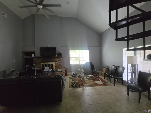 $255,000 | 10334 Sunny Cline Drive, Baton Rouge, LA 70814