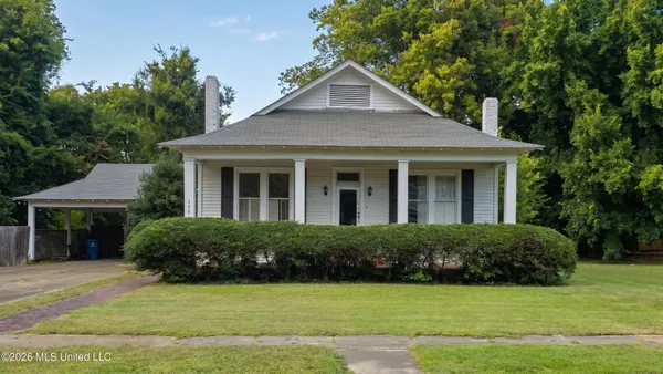 $64,700 | 155 West 2nd Street, Clarksdale, MS 38614