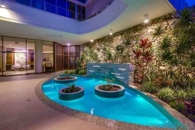 a view of a yard with plants