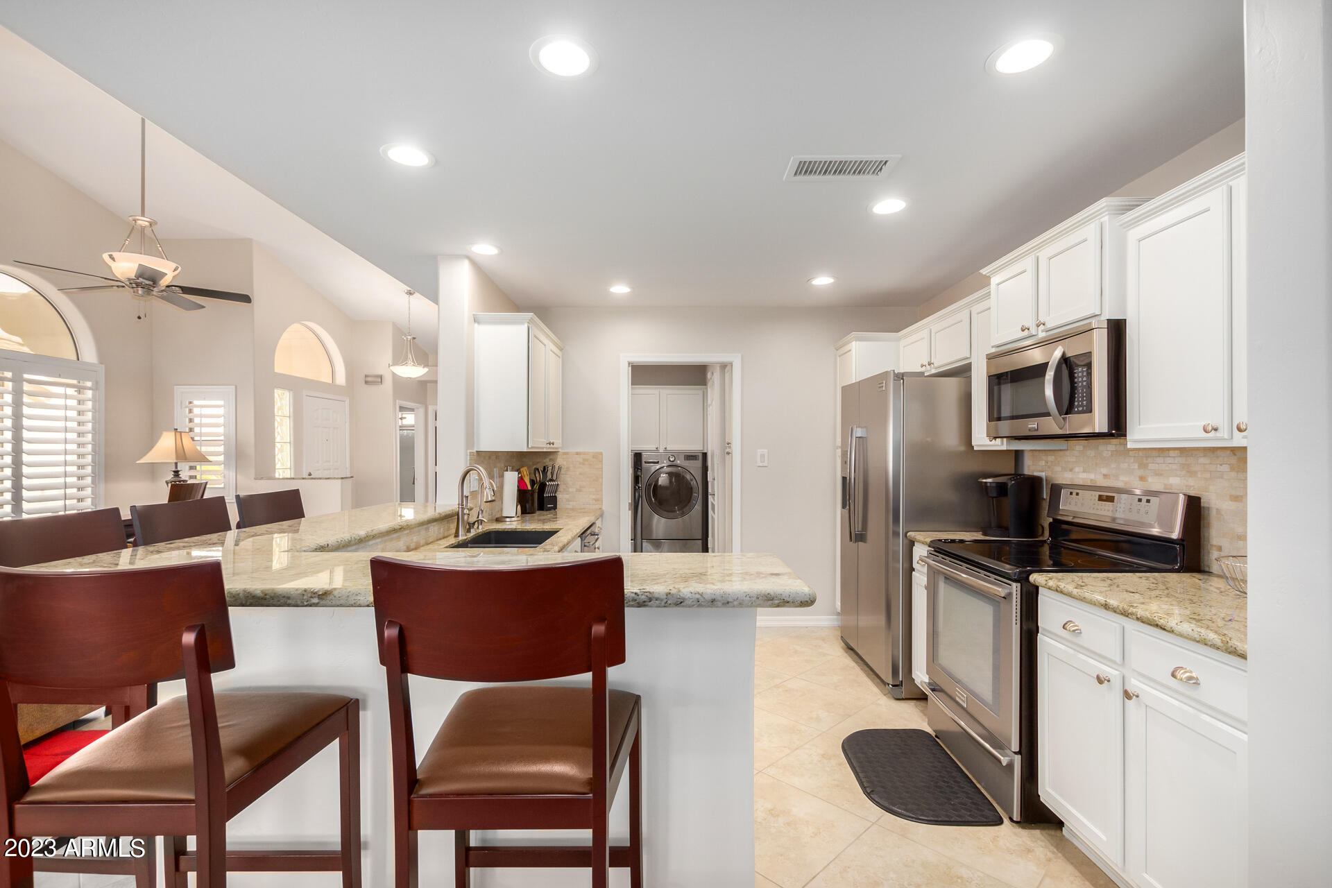 5830 East McKellips Road, Unit 97 Mesa, AZ 85215 - Photo 8 of 17 Extensive Counter Bar