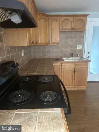 $2,200 | 493 West Elmer Road, Vineland, NJ 08360