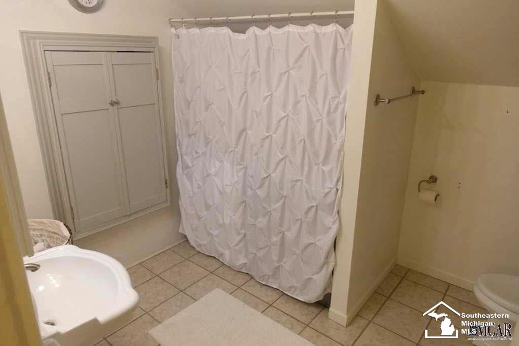 1319 East Hurd Road Monroe, MI 48162 - Photo 21 of 33 21310062-20.JPG