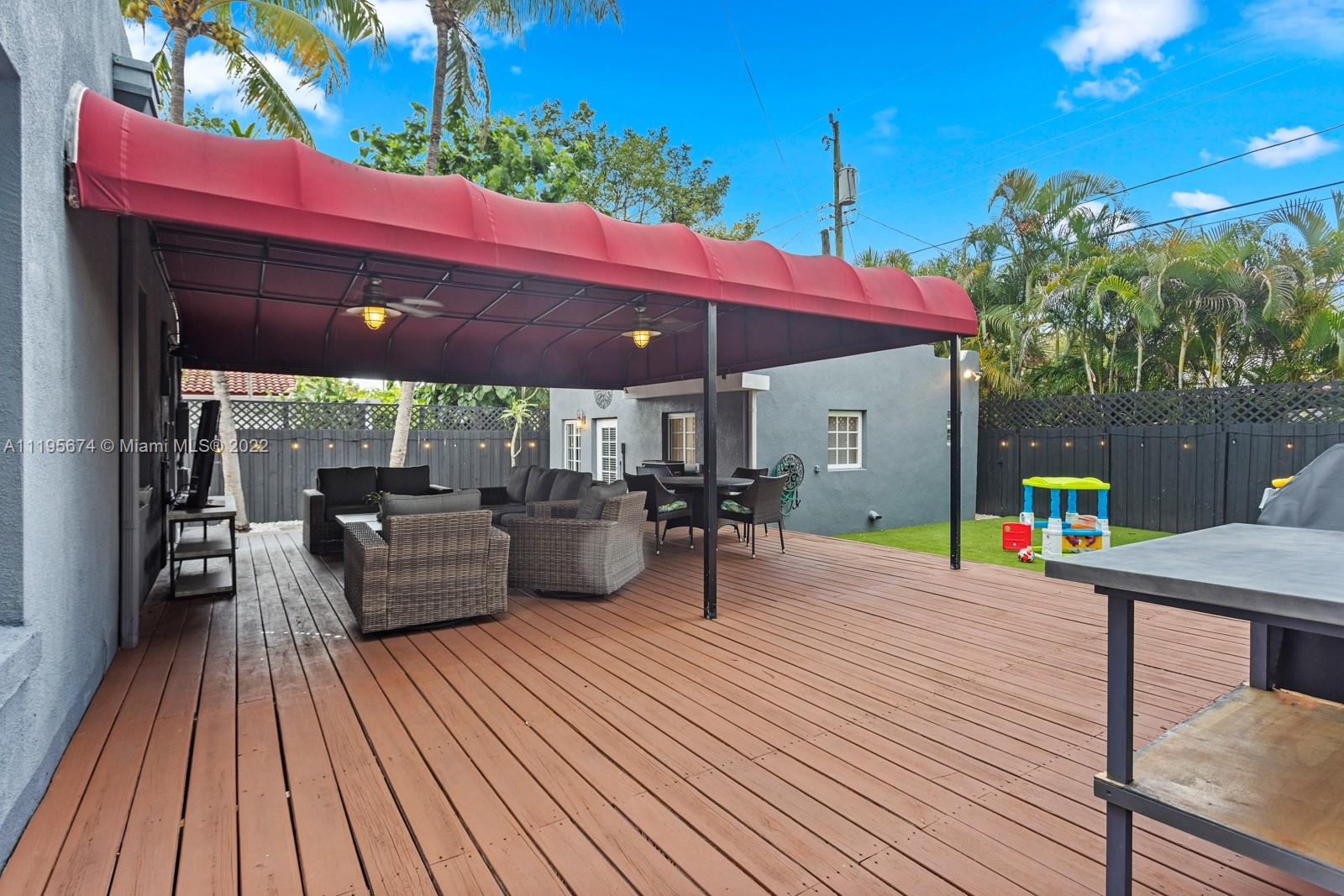 1860 Southwest 11th Street Miami, FL 33135 - Photo 22 of 30 a outdoor view with a sitting space
